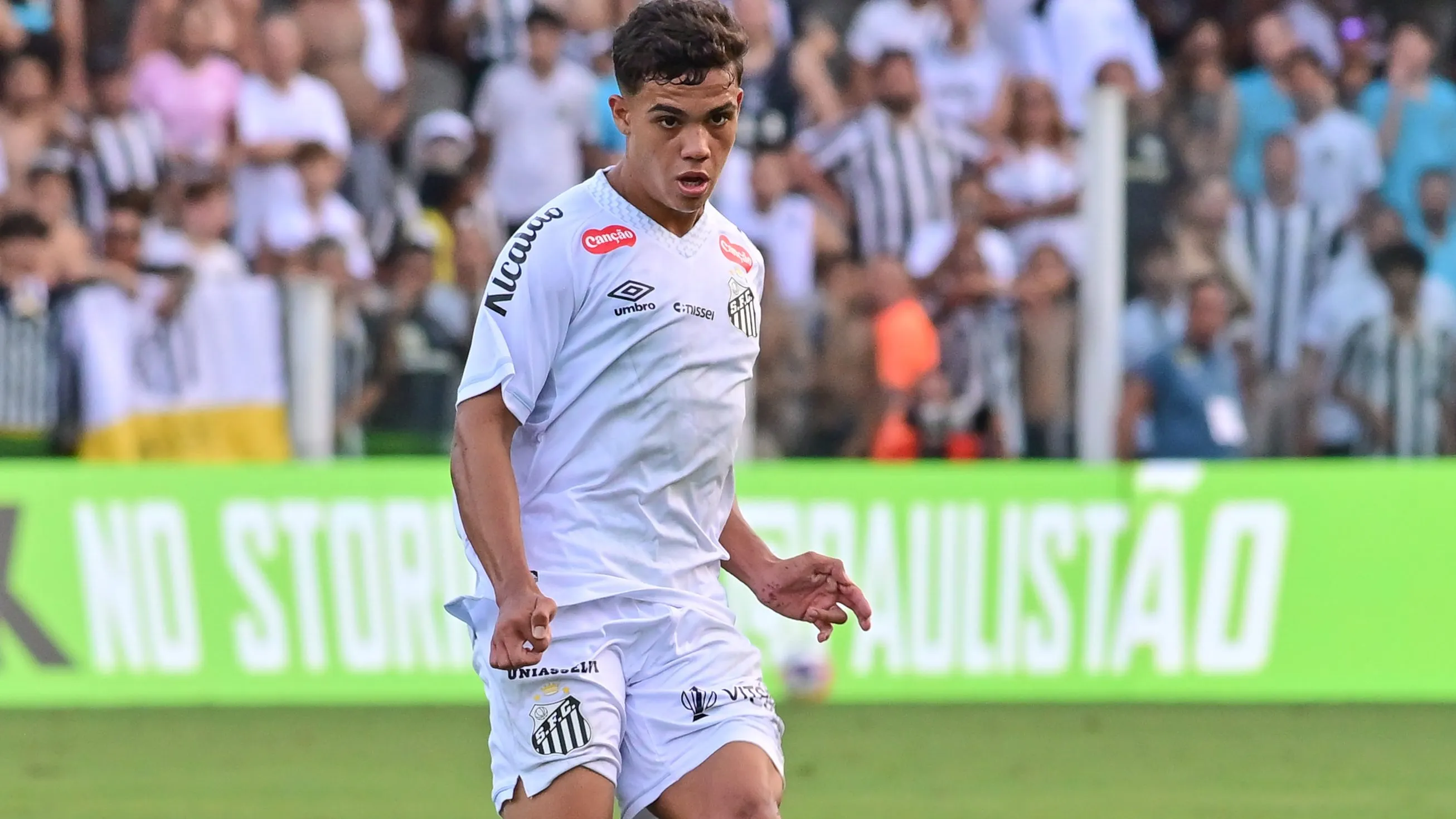 Gustavo Henrique. Foto: Jota Erre/AGIF