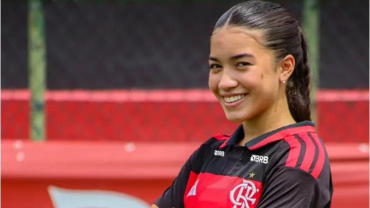 Flamengo apresentou cinco reforços para o time feminino sub-20 - Foto: Paula Reis/Flamengo
