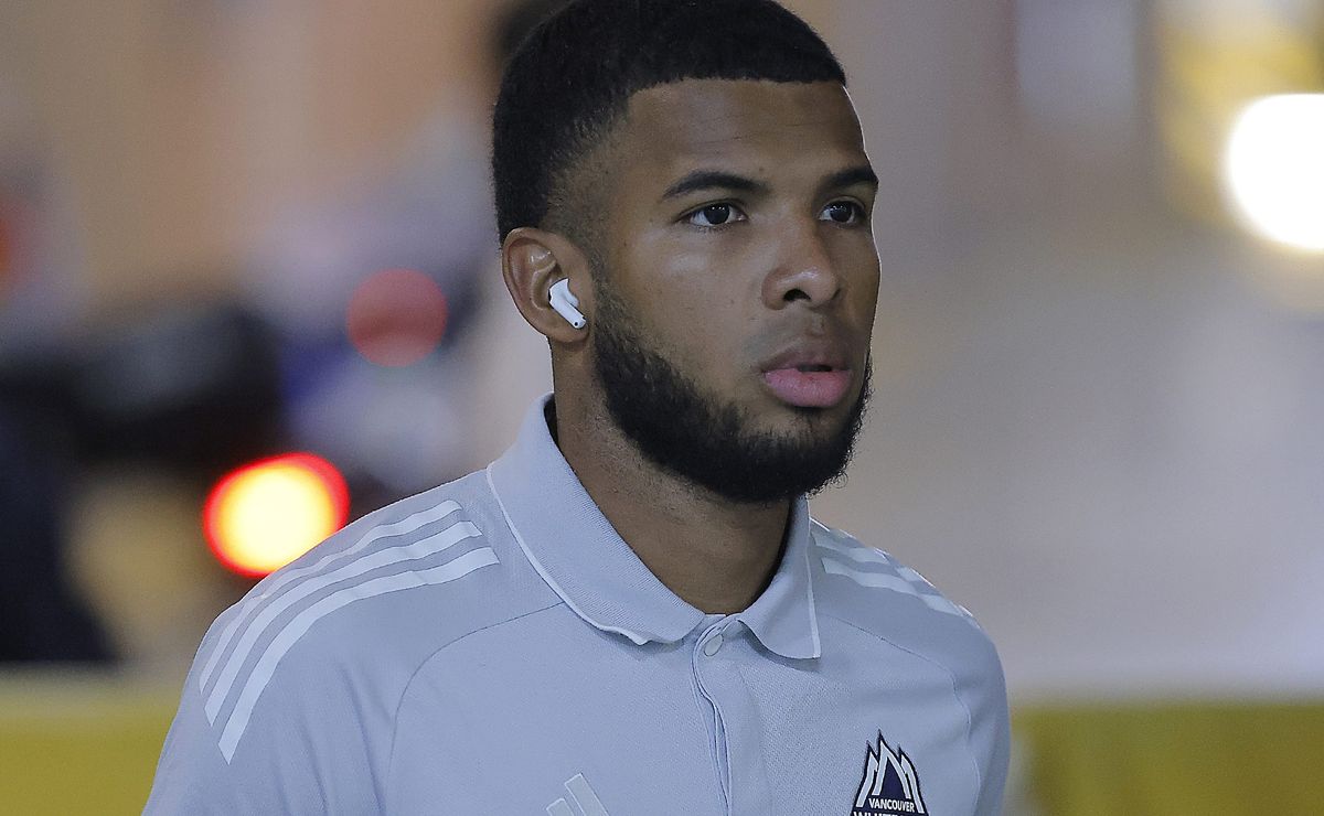 Santos fechou com Pedro Vite, mas acordo com o Pumas, do México, melou de última hora