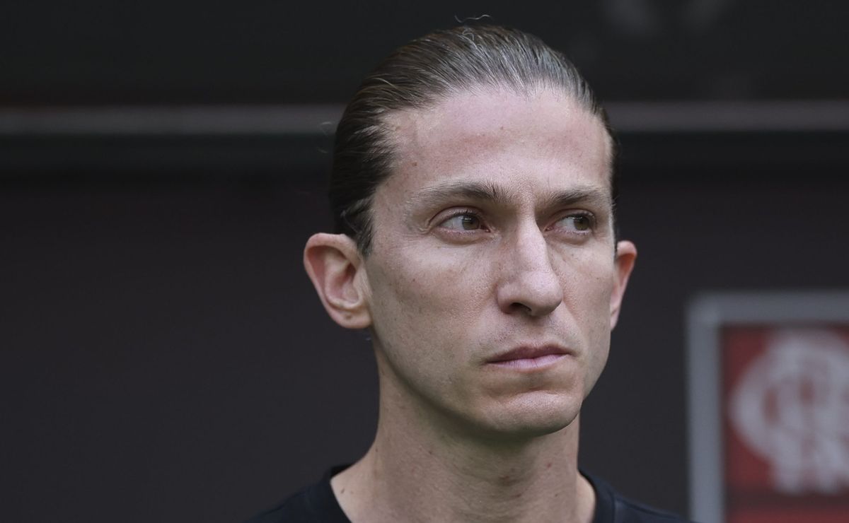 Filipe Luís nega proposta por Everton Cebolinha no Flamengo e não quer perder o atacante