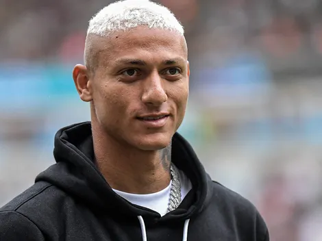 Richarlison topa abrir negociações para jogar no Flamengo