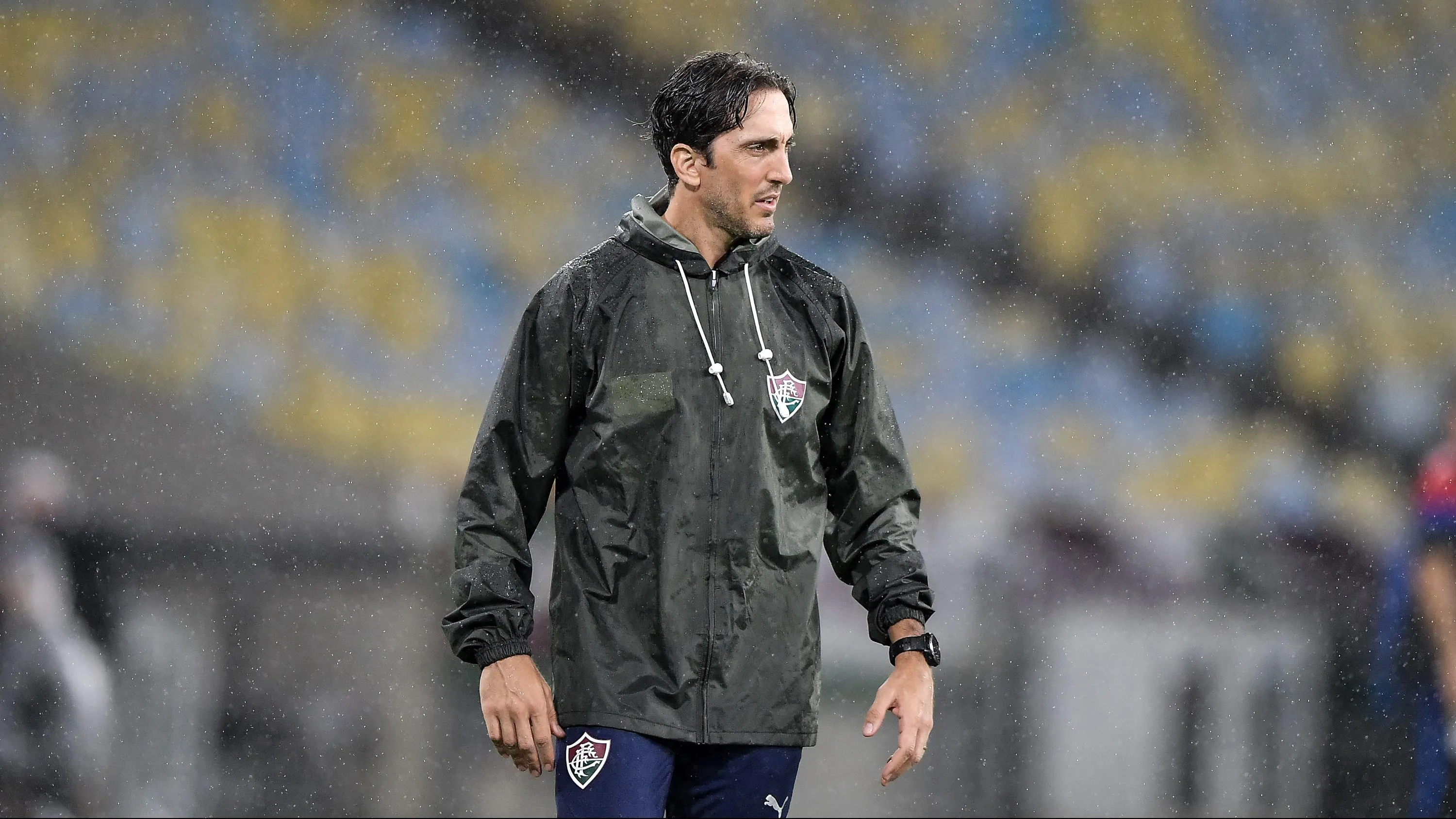 Luis Zubeldia tecnico do Fluminense durante partida contra o Marica no estadio Maracana pelo campeonato Carioca 2026. Foto: Thiago Ribeiro/AGIF