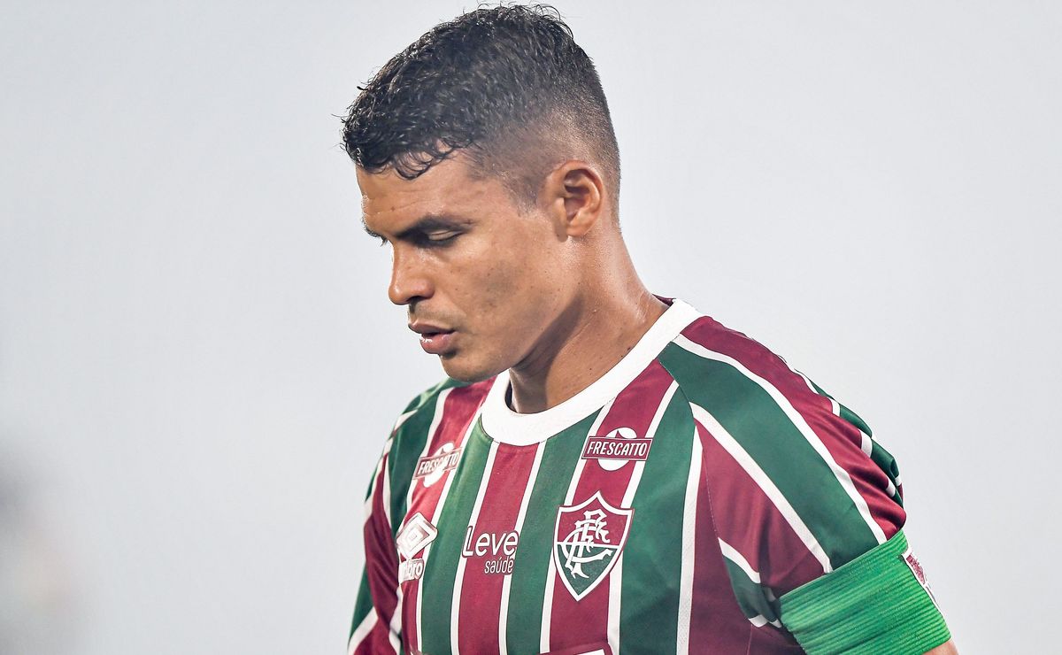 Com a negociação de Gabriel Fuentes, Fluminense chega a dez saídas e reformula elenco para 2026
