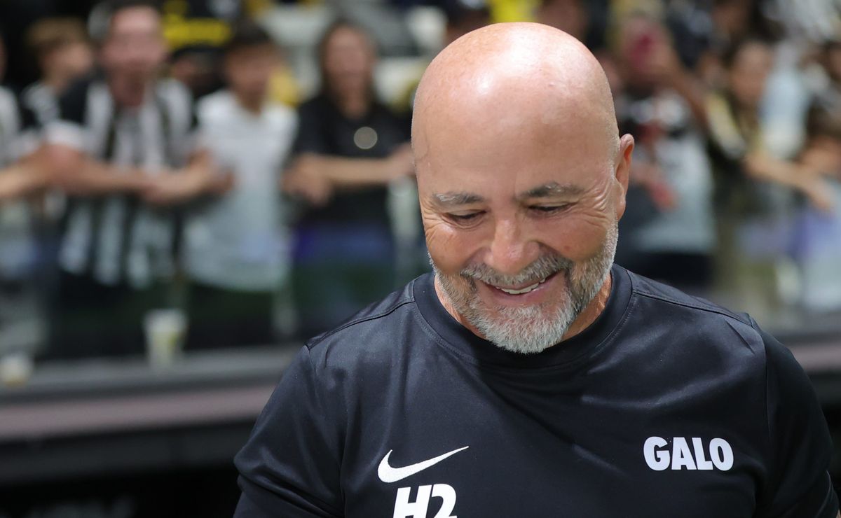 Tomás Pérez, volante do Porto-POR, está verbalmente acertado com o Atlético-MG para um empréstimo