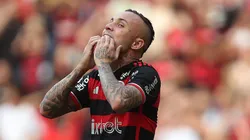 Éverton Cebolinha, atacante do Flamengo em partida pelo campeonato brasileiro (Foto: Wagner Meier/Getty Images)