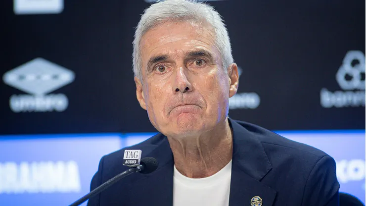 Treinador quer novos reforços - Foto: Maxi Franzoi/AGIF.