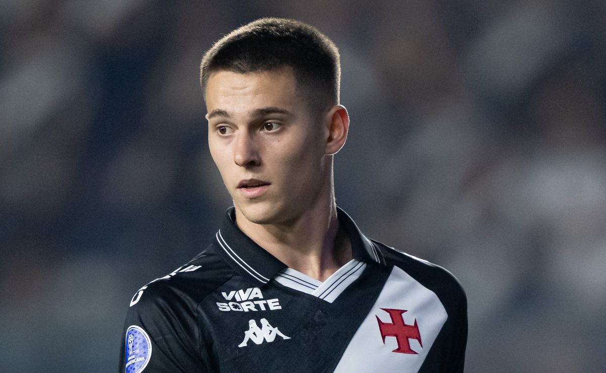 Vasco toma decisão sobre Guilherme Estrella, e não irá emprestá-lo ao CRB nesta Janela