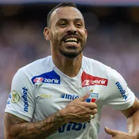 Moisés é anunciado e reforça o Santos com bons números