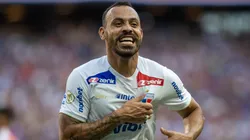 Moisés jogador do Fortaleza comemora seu gol durante partida contra o Internacional no estadio Arena Castelao pelo campeonato Brasileiro A 2024. Foto: Baggio Rodrigues/AGIF