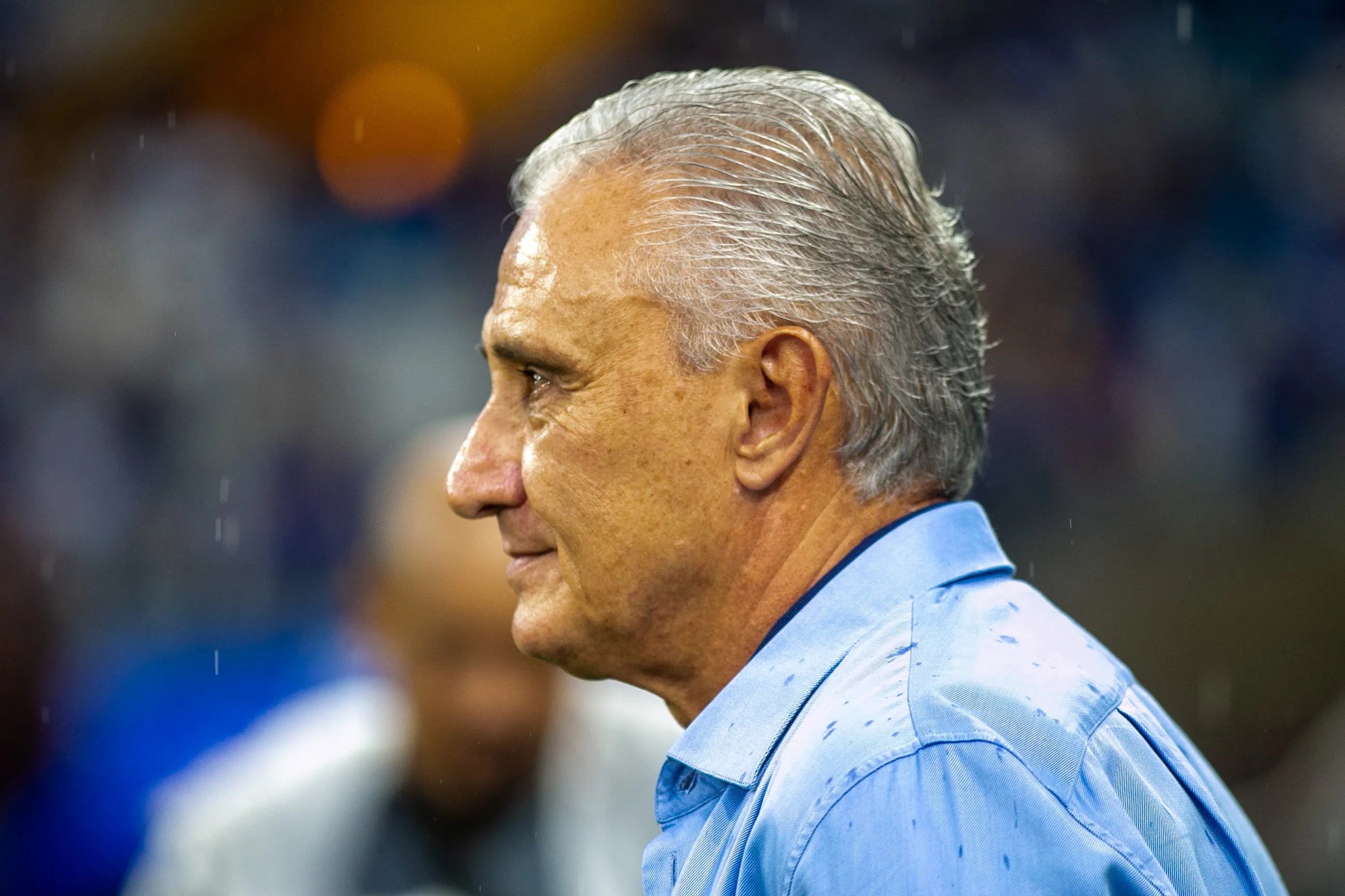 Tite tecnico do Cruzeiro durante partida contra o America-MG no estadio Mineirao pelo campeonato Mineiro 2026. Foto: Fernando Moreno/AGIF