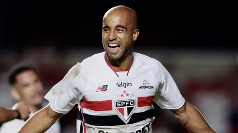 Lucas Moura abriu o placar para o São Paulo diante do Grêmio
