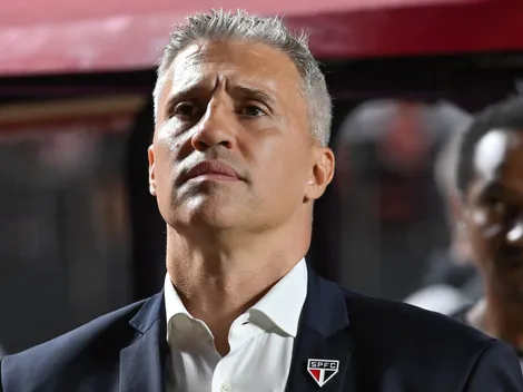 Crespo treina o São Paulo para jogar com muitas trocas de passes