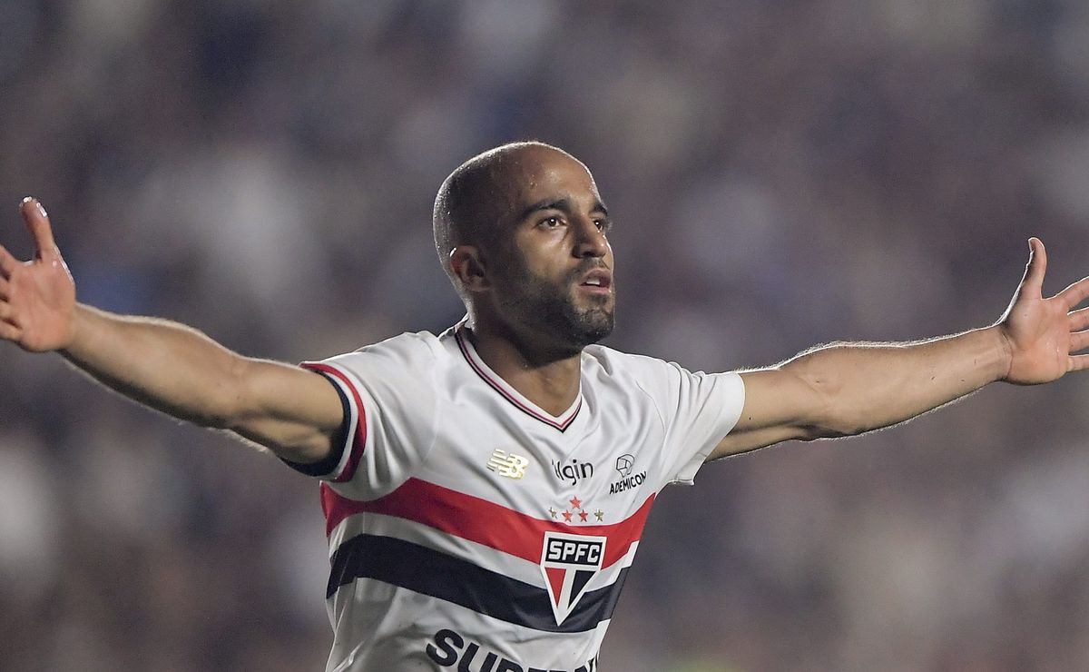 Lucas Moura é ovacionado após São Paulo x Grêmio e tricolores se rendem ao atacante