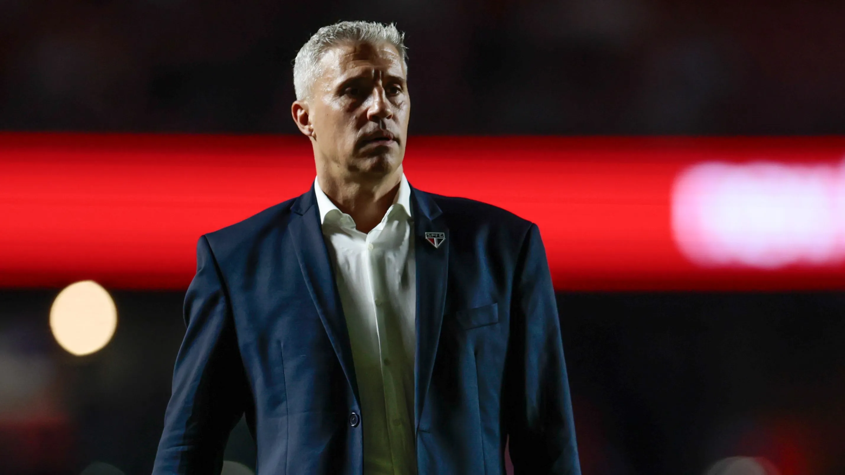 Hernan Crespo, tecnico do Sao Paulo, durante partida contra o Grêmio no estadio Morumbi pelo campeonato Brasileiro A 2026. Foto: Marcello Zambrana/AGIF