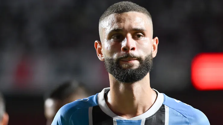 SP - SAO PAULO - 11/02/2026 - BRASILEIRO A 2026, SAO PAULO X GREMIO - Wagner Leonardo jogador do Gremio durante partida contra o Sao Paulo no estadio Morumbi pelo campeonato Brasileiro A 2026. Foto: Jota Erre/AGIF