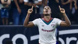 SP - SAO PAULO - 16/04/2025 - BRASILEIRO A 2025, CORINTHIANS X FLUMINENSE - Arias jogador do Fluminense comemora seu gol durante partida contra o Corinthians no estadio Arena Corinthians pelo campeonato Brasileiro A 2025. Foto: Marcello Zambrana/AGIF