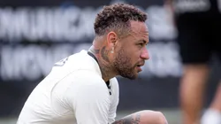 Neymar Júnior jogador do Santos durante treinamento na Vila Belmiro