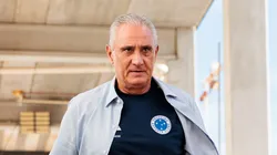 Tite técnico do Cruzeiro chegando em Mirassol para a última partida