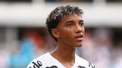 Robinho Jr. durante jogo na Vila Belmiro