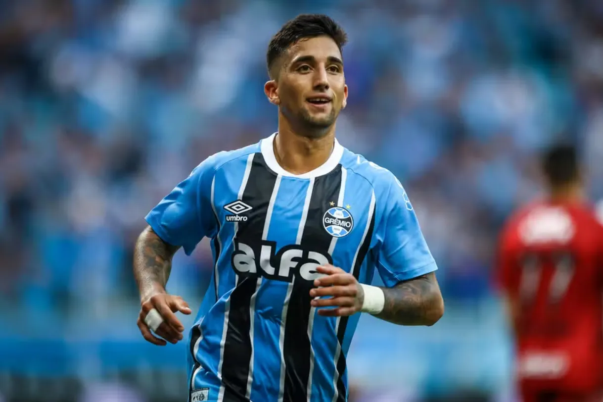 Kike Olivera ficou devendo no Grêmio – Foto: Lucas Uebel/Grêmio FBPA