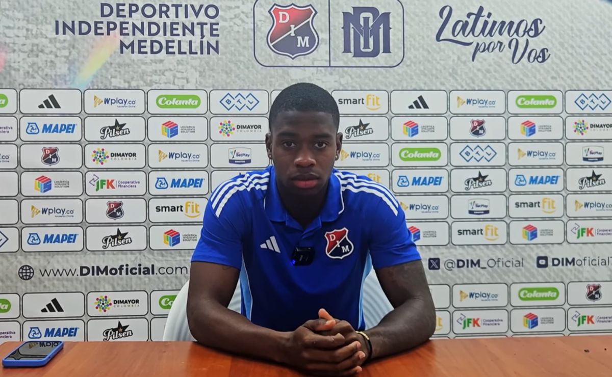 Vasco consulta Halam Loboa do Independiente Medellín, mas negociações travam e Cruzeiro observa jovem volante