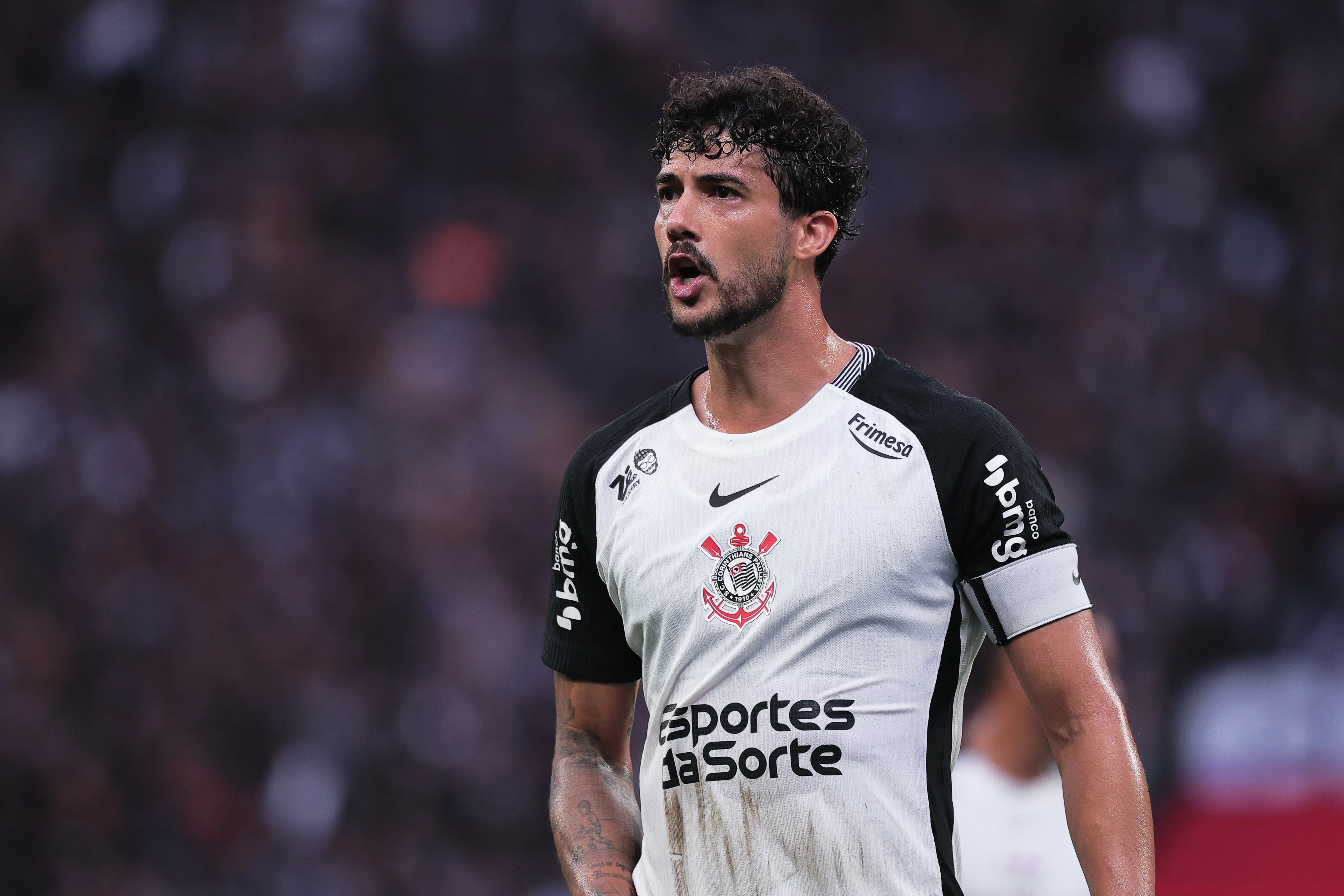 Gustavo Henrique jogador do Corinthians durante partida contra o Sao Paulo no estadio Arena Corinthians pelo campeonato Paulista 2026. Foto: Ettore Chiereguini/AGIF