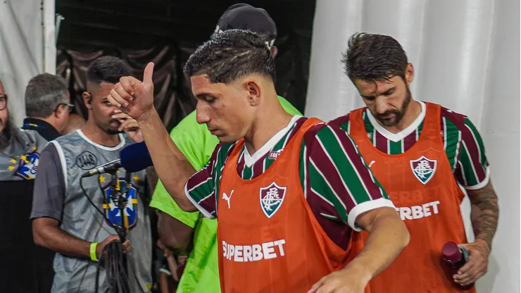 Savarino é mais uma vez relacionado por Zubeldía em clássico contra o Botafogo