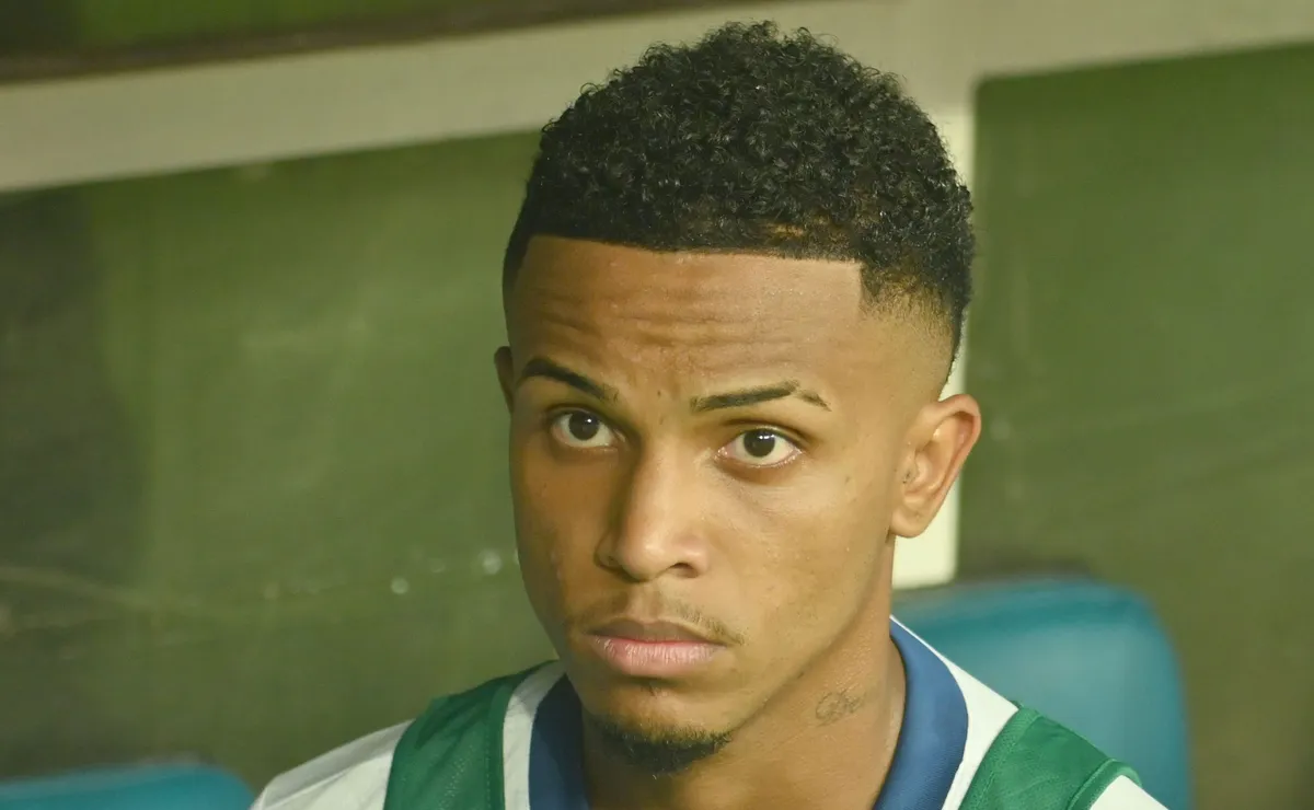 Regularizado no BID, Kayky fica à disposição do Inter diante do Palmeiras