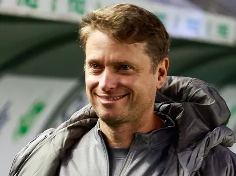 Atlético-MG consulta o técnico Fernando Seabra