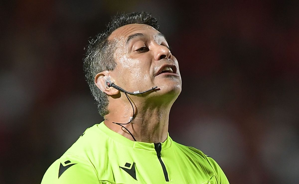 Árbitro Felipe Fernandes de Lima causa em Corinthians x Bragantino e recebe veredito na web