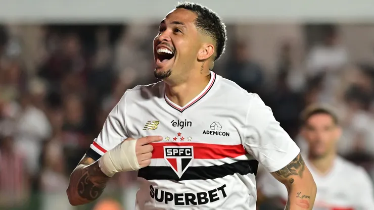 Luciano renova com o São Paulo. Foto: Jota Erre/AGIF