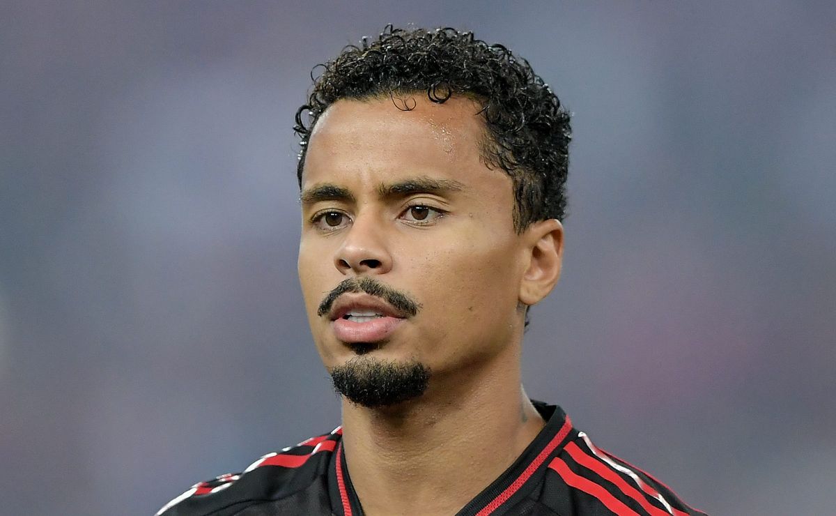 Dorival Jr. cita Allan em coletiva pós-jogo e revela como irá utilizá-lo: “Outra função”