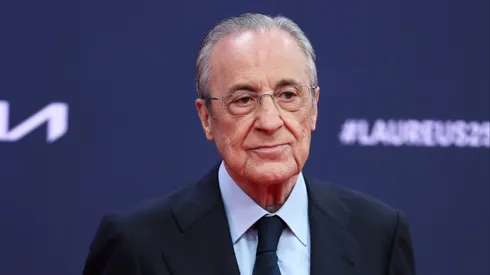 Florentino Pérez comparece ao tapete vermelho do Prêmio Laureus do Esporte Mundial de 2025 no Palácio de Cibeles em 21 de abril de 2025 em Madri, Espanha