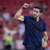 Palmeiras supera pressão do Inter e mostra evolução após erros de 2025