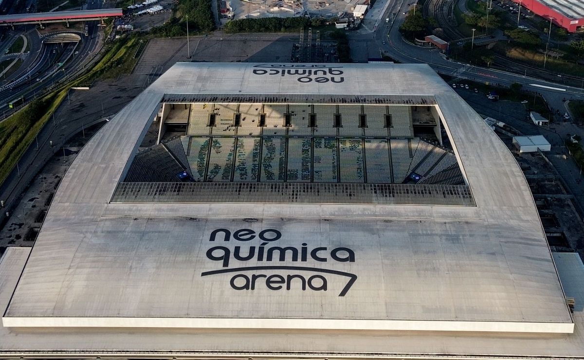 Corinthians vence, mas público na Arena repete cenário que não era visto desde 2023