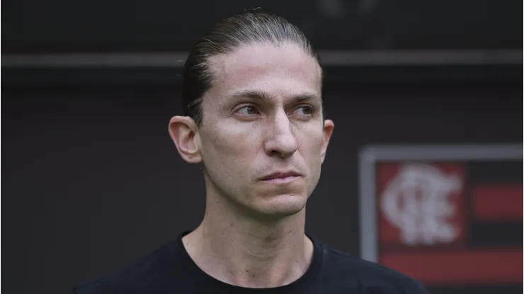 Filipe Luís no comando do Flamengo.