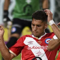 Di Cesare faz pressão para jogar no Santos