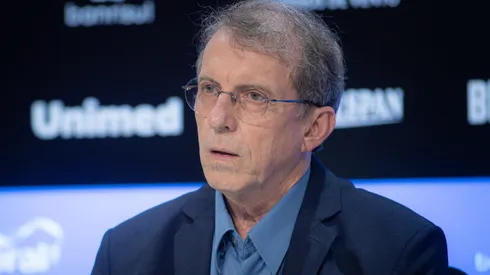 Presidente monitora o mercado – Foto: Maxi Franzoi/AGIF.