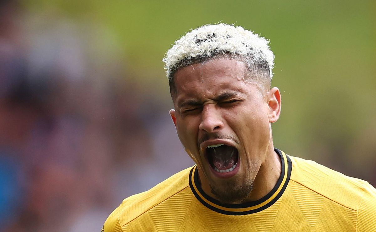 João Gomes tem sondagens de Napoli e United e não vai voltar ao Flamengo em 2026