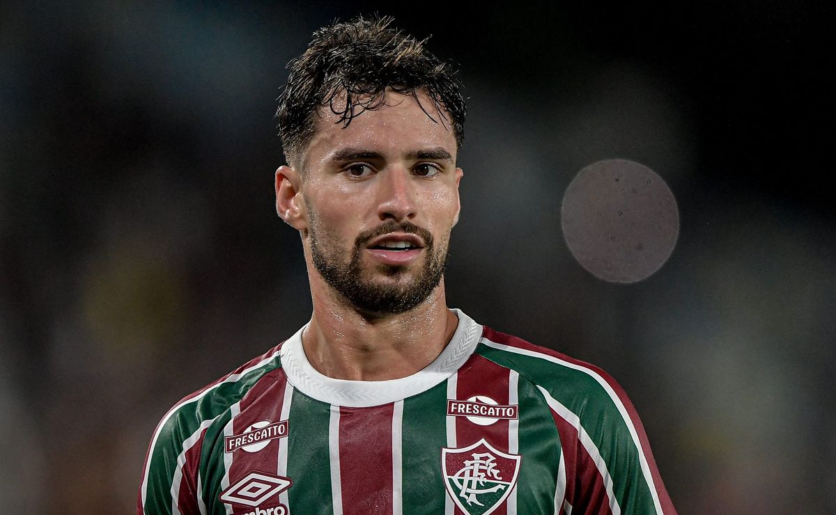Fluminense encaminha renovação de Martinelli até 2030 após recusar R$ 80 milhões da Europa