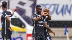Patrick de Paula jogador do Remo comemora seu gol durante partida contra o Bragantino-PA no estadio Mangueirao pelo campeonato Paraense 2026. Foto: Fernando Torres/AGIF