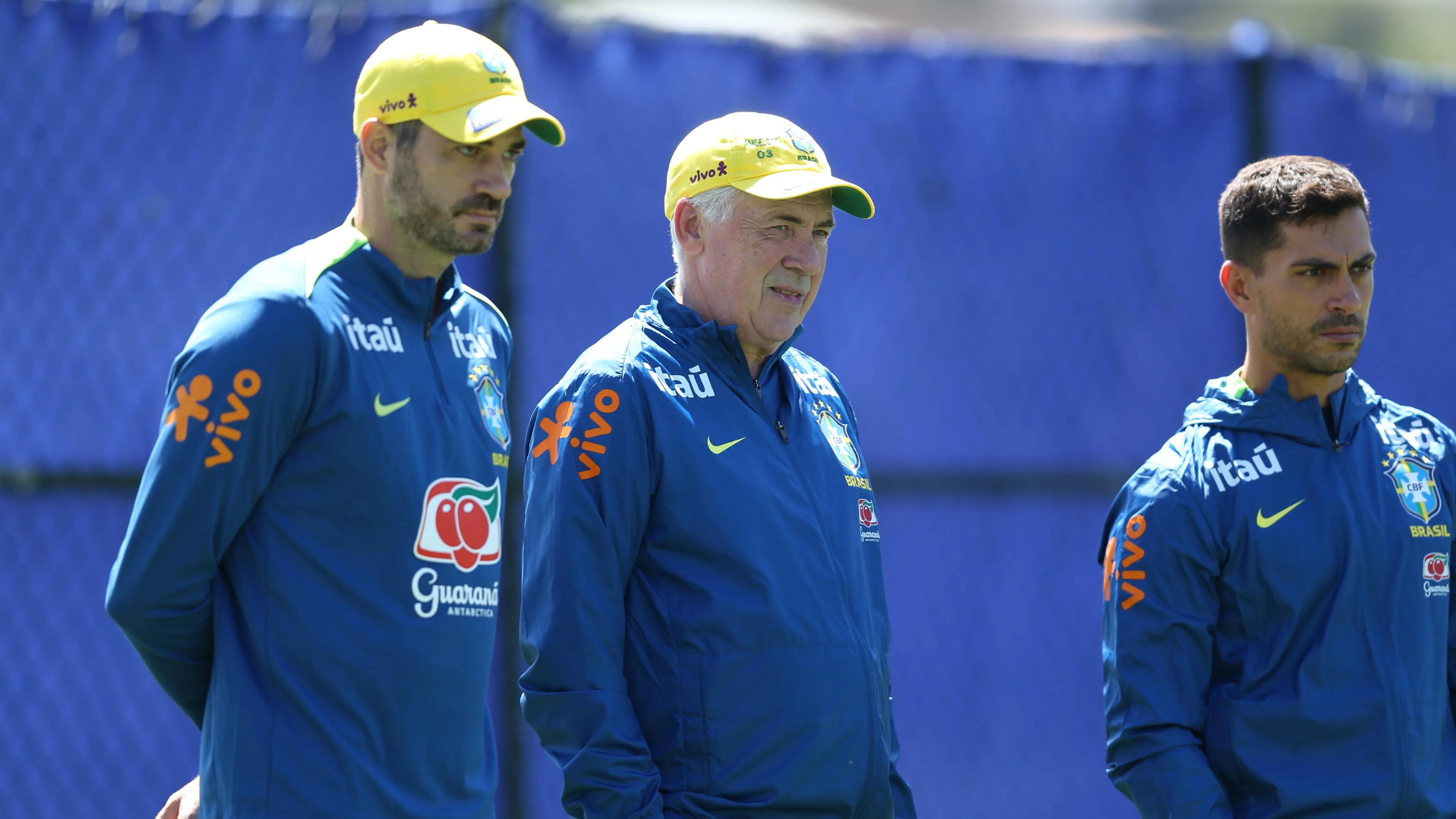 Carlo Ancelotti, técnico da Seleção Brasileira durante treino na Granja Comary em Teresopolis (RJ). Foto: Marlon Costa/AGIF
