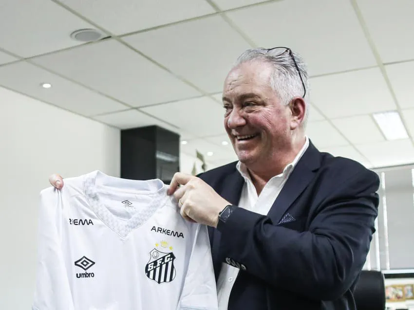 Santistas e Arkema. Foto: Reinaldo Campos/Santos