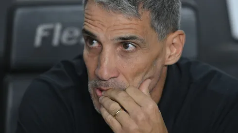 Santos busca volante ideal, mas ainda não encontra nome que convença diretoria – Jota ErreAGIF