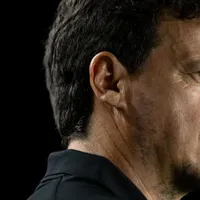 Pressão aumenta, mas Vasco banca Diniz em meio a início irregular na temporada