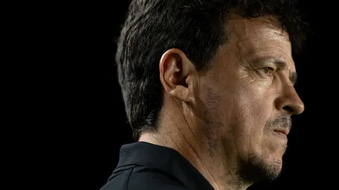 Diniz segue pressionado, mas Vasco mantém respaldo e aposta na continuidade – Jorge RodriguesAGIF