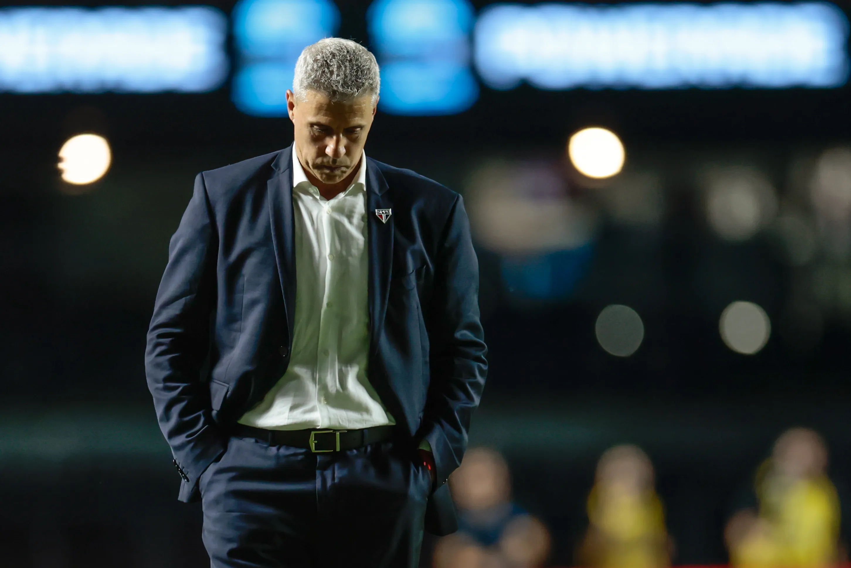 Hernán Crespo técnico do São Paulo durante partida contra o Grêmio no estádio Morumbis. Foto: Marcello Zambrana/AGIF