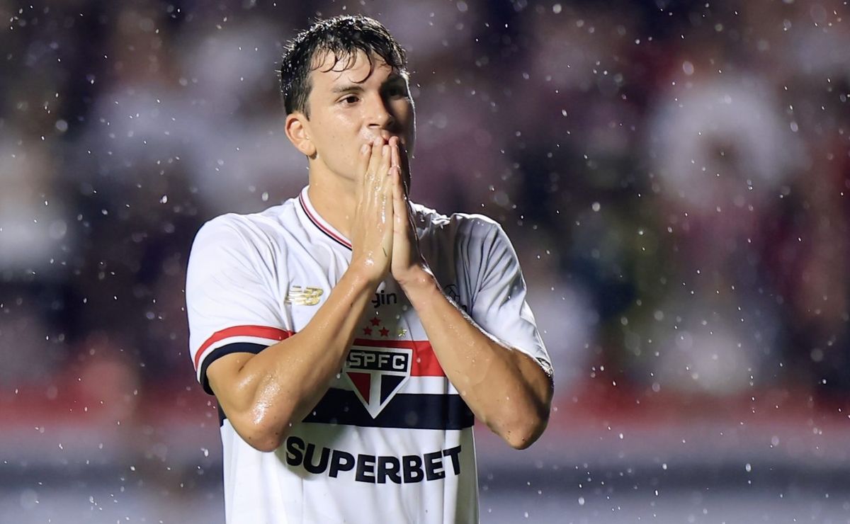 Arnaldo Ribeiro é sincero e aponta reservas como principal problema do São Paulo na temporada: “Muito abaixo”