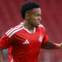 Kayky revela que prefere jogar pelo lado direito do ataque