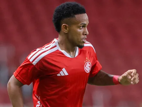 Kayky revela que prefere jogar pelo lado direito do ataque